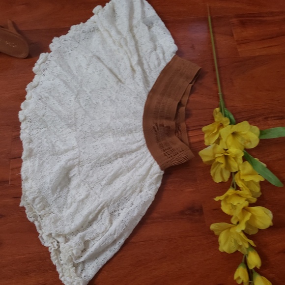 Juniors Summer White Knit Mini Skirt - Picture 5 of 8